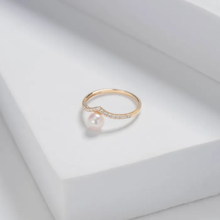 18K Gold Freshwater Pearl Ring KR00039 Pearly Lustre Rings